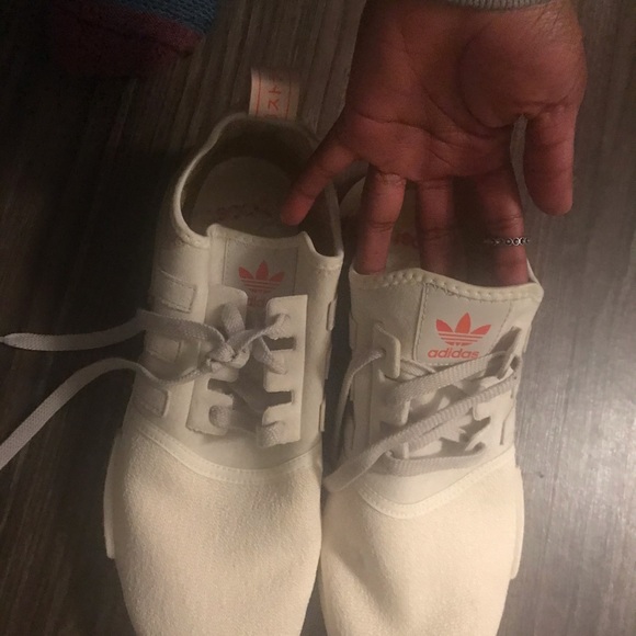 Adidas - Picture 2 of 5